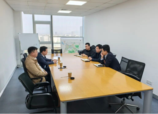 Chairman Visits Lianyungang to Discuss Synergistic Development of Bulk Commodity Trading Platform