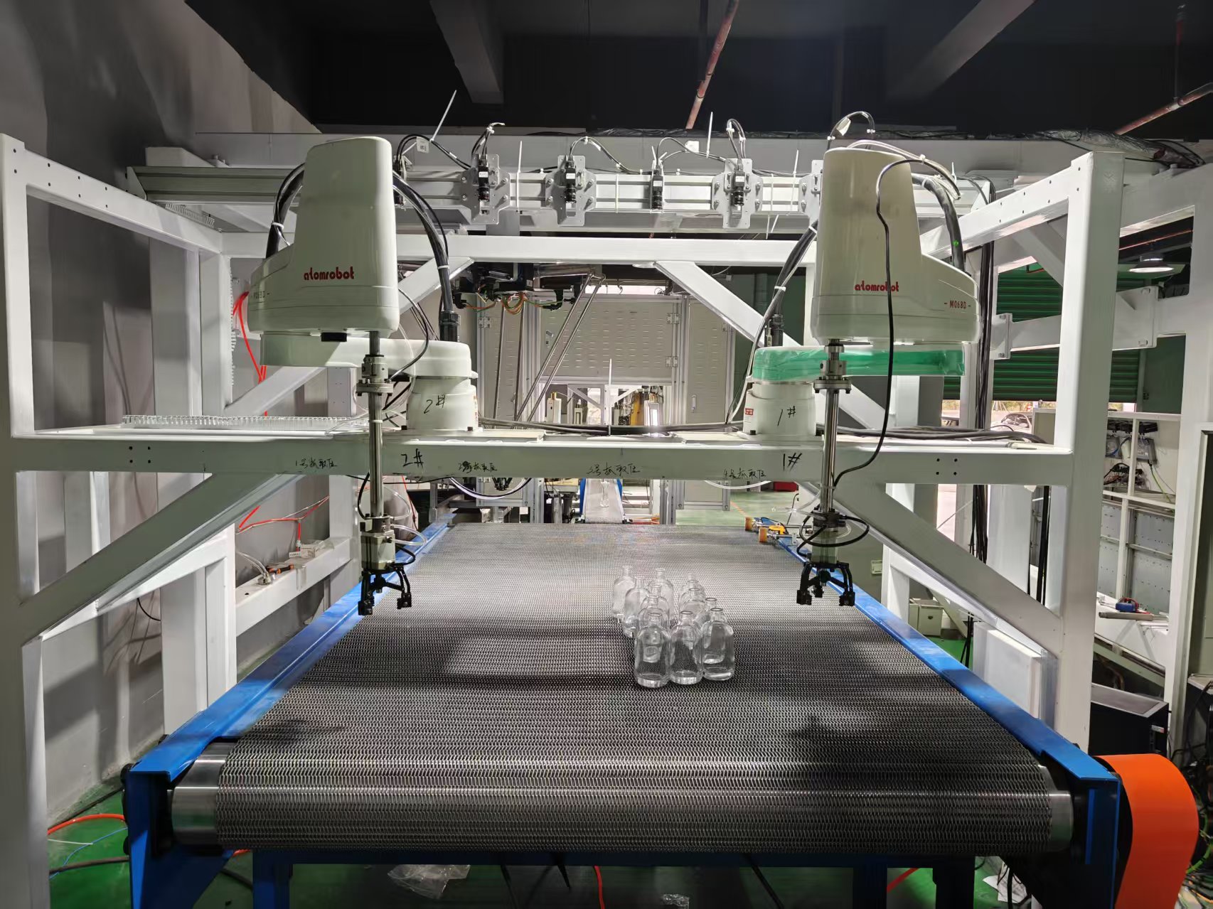 “热源”智能机器手臂体系(图1)