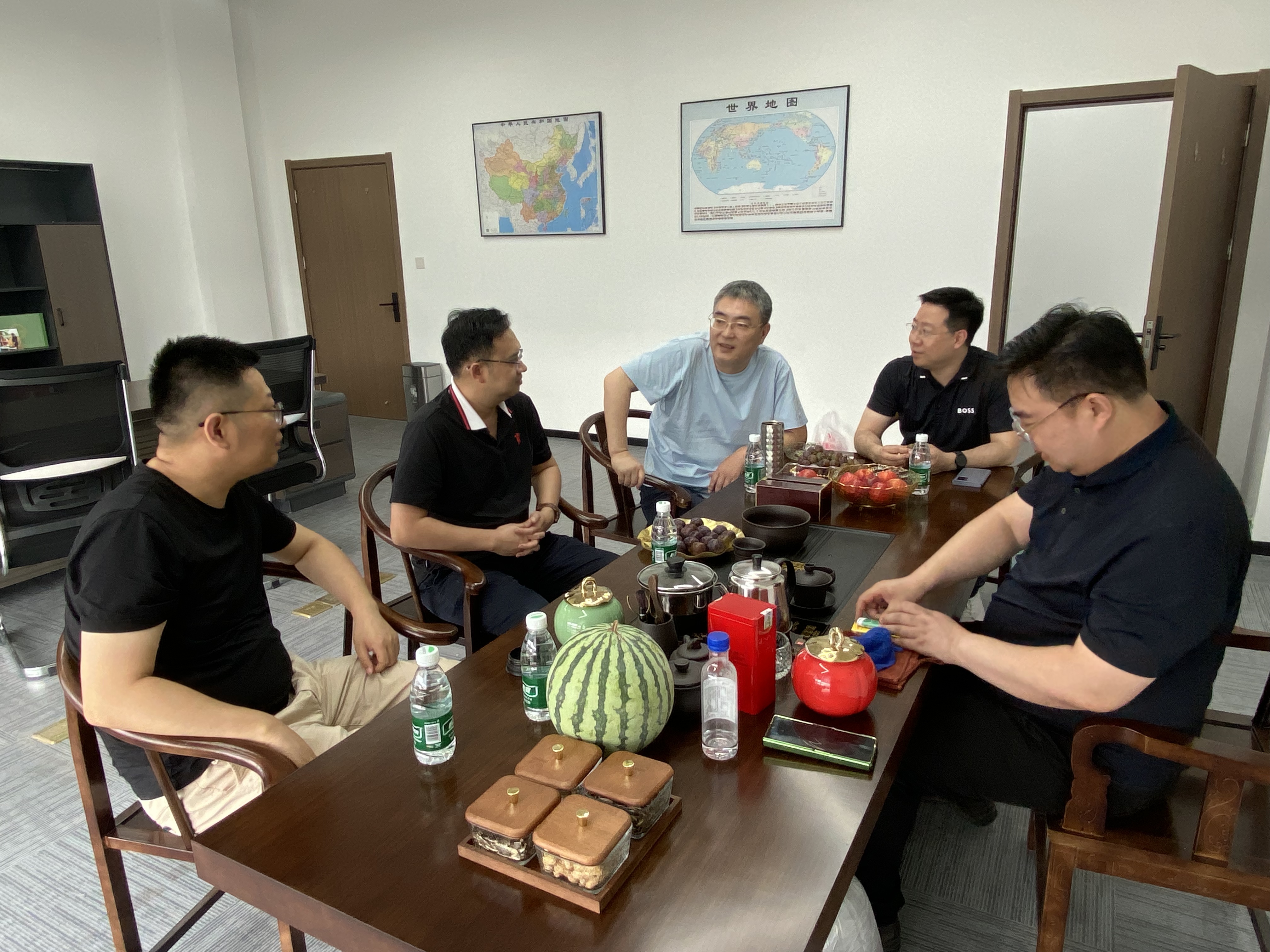 链接智造与新材料产业链｜耀成国际陪同正大集团 Eddie Supeeranuntha 一行开展两日产业考察(图3)